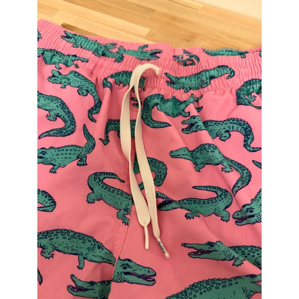 Chubbies 7” Swim Trunks Large Pink Gator Print Quick-Dry Board Shorts Mesh Lined - Picture 2 of 5